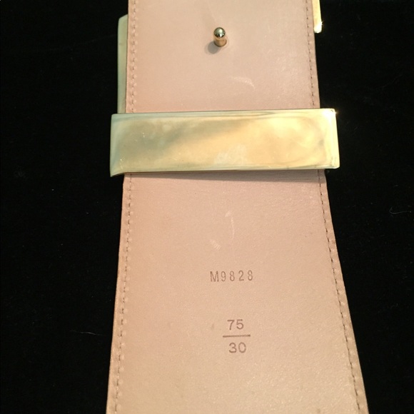 Louis Vuitton belt - Picture 2 of 4